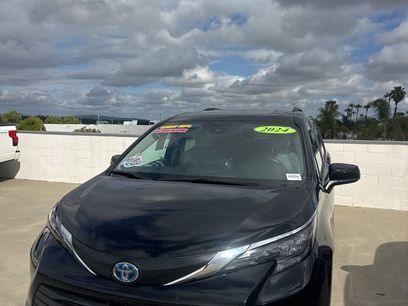 Used 2024 Toyota Sienna XLE