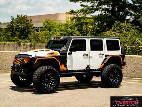 Used 2018 Jeep Wrangler Unlimited Sport S AWD/4WD image 54