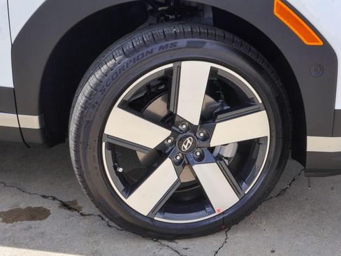 New 2026 Hyundai Santa Fe Limited FWD image 37