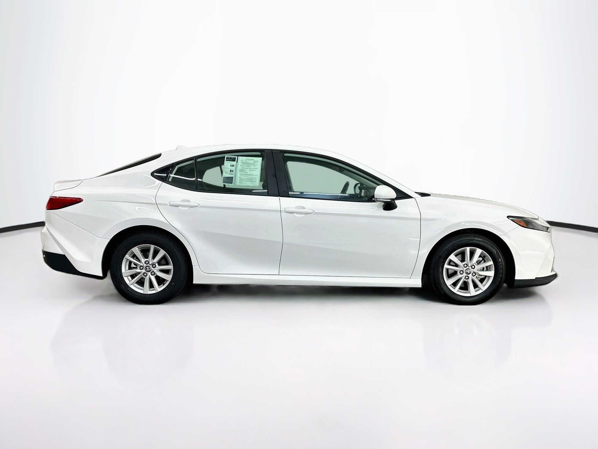 Used 2026 Toyota Camry LE FWD image 10