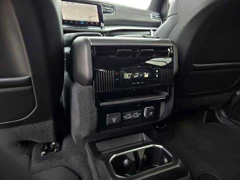 New 2026 Jeep Grand Wagoneer 4WD image 27