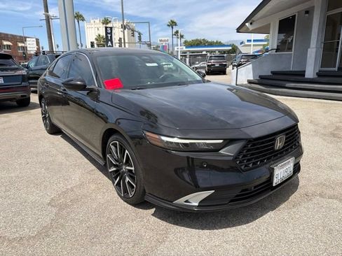 Used 2024 Honda Accord Touring image 1