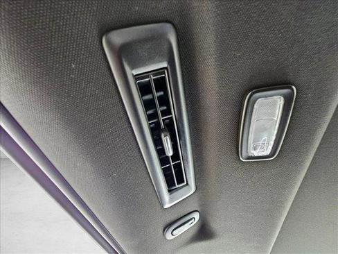Used 2023 GMC Yukon Denali RWD image 15
