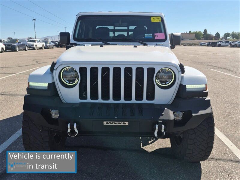 Used 2020 Jeep Gladiator Overland AWD/4WD image 3