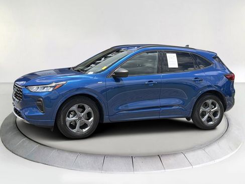 Used 2023 Ford Escape ST-Line w/ Tech Pack #1 FWD image 1