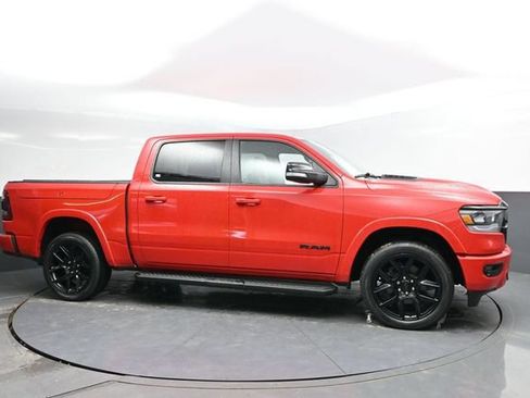 Used 2022 RAM 1500 Laramie AWD/4WD image 3