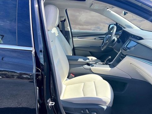 Certified 2023 Cadillac XT5 Premium Luxury image 28