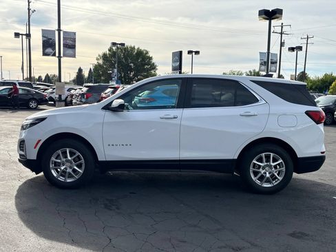 Used 2023 Chevrolet Equinox LT w/ Driver Convenience Package AWD/4WD image 8