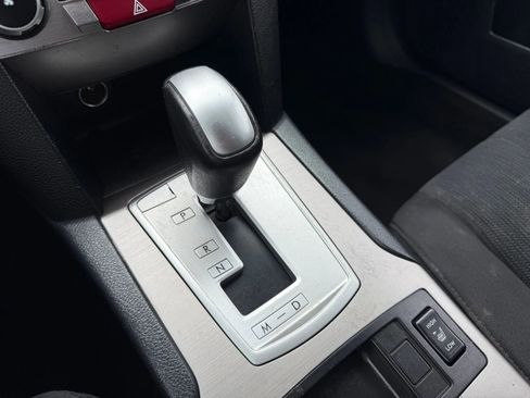 Used 2014 Subaru Outback 2.5i Premium image 19