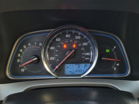 Used 2015 Toyota RAV4 Limited w/ Technology Package AWD/4WD image 26