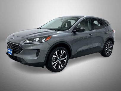 Used 2022 Ford Escape SE w/ SE Sport Appearance Package
