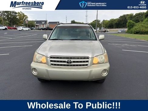 Used 2002 Toyota Highlander 2WD V6 w/ Convenience Pkg image 2