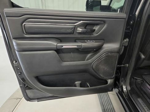 Used 2022 RAM 1500 Limited w/ Body-Colour Bumper Group AWD/4WD image 37