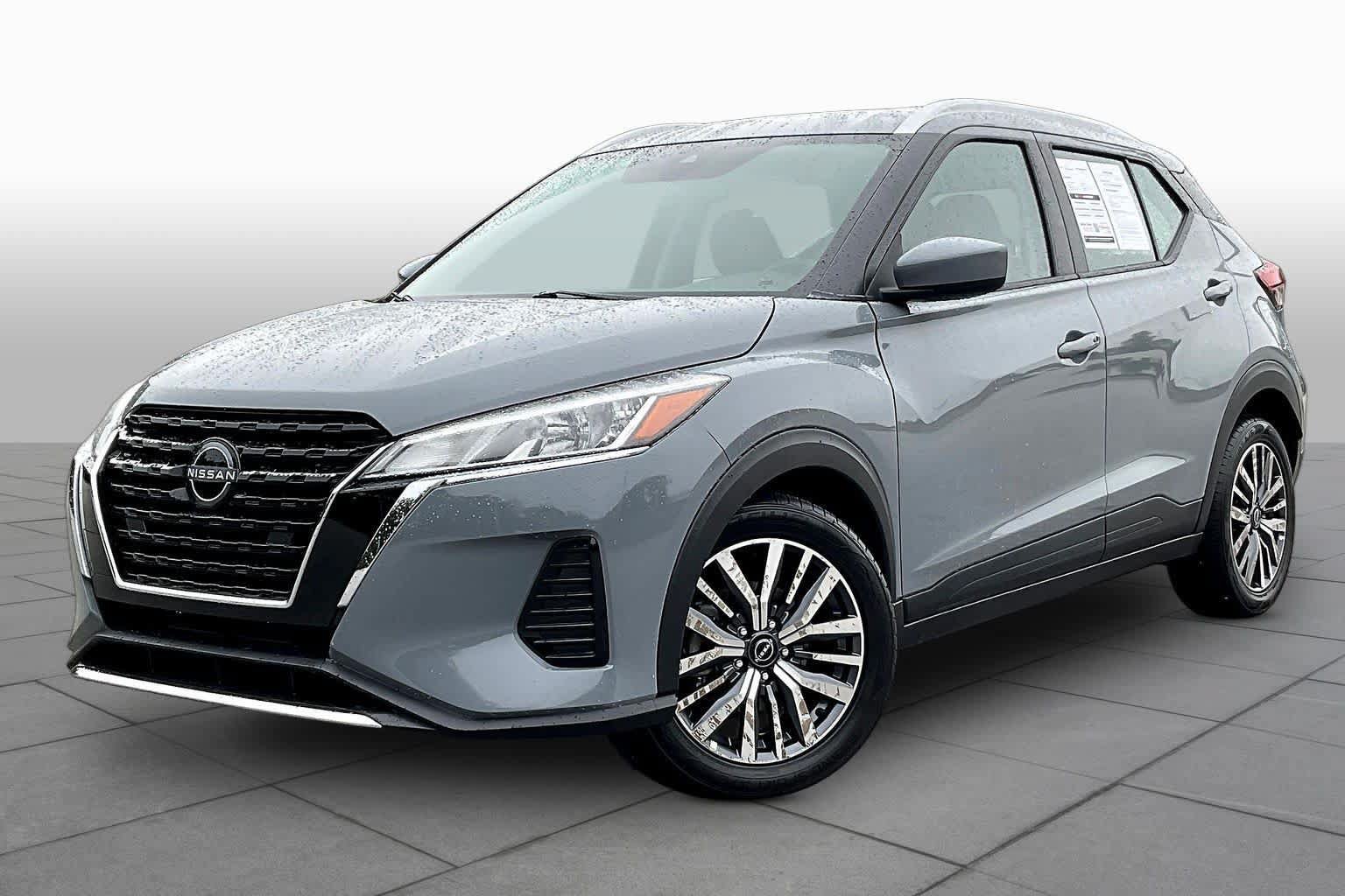 Used 2024 Nissan Kicks SV FWD image 1