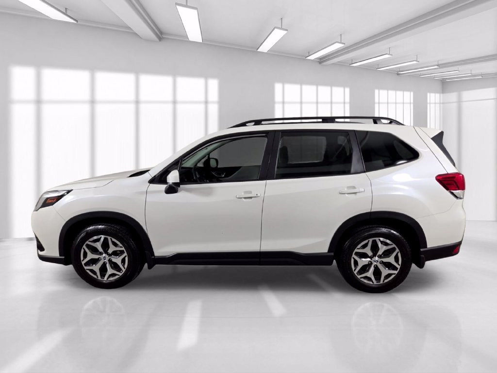 Certified 2023 Subaru Forester Premium AWD/4WD image 4