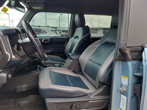 Used 2022 Ford Bronco Outer Banks AWD/4WD image 16