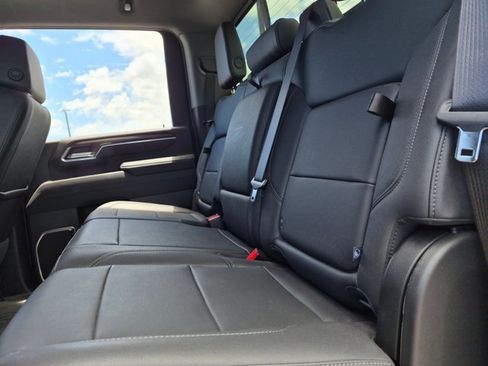 Used 2025 GMC Sierra 2500 SLT w/ SLT Premium Package AWD/4WD image 13