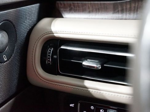 Used 2021 Lincoln Aviator Grand Touring w/ Equipment Group 301A image 27