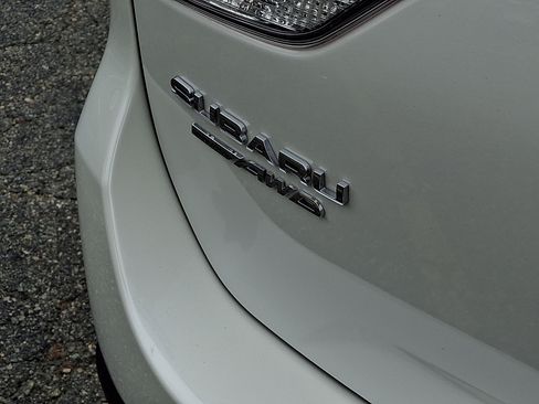 Used 2024 Subaru Forester Limited AWD/4WD image 31
