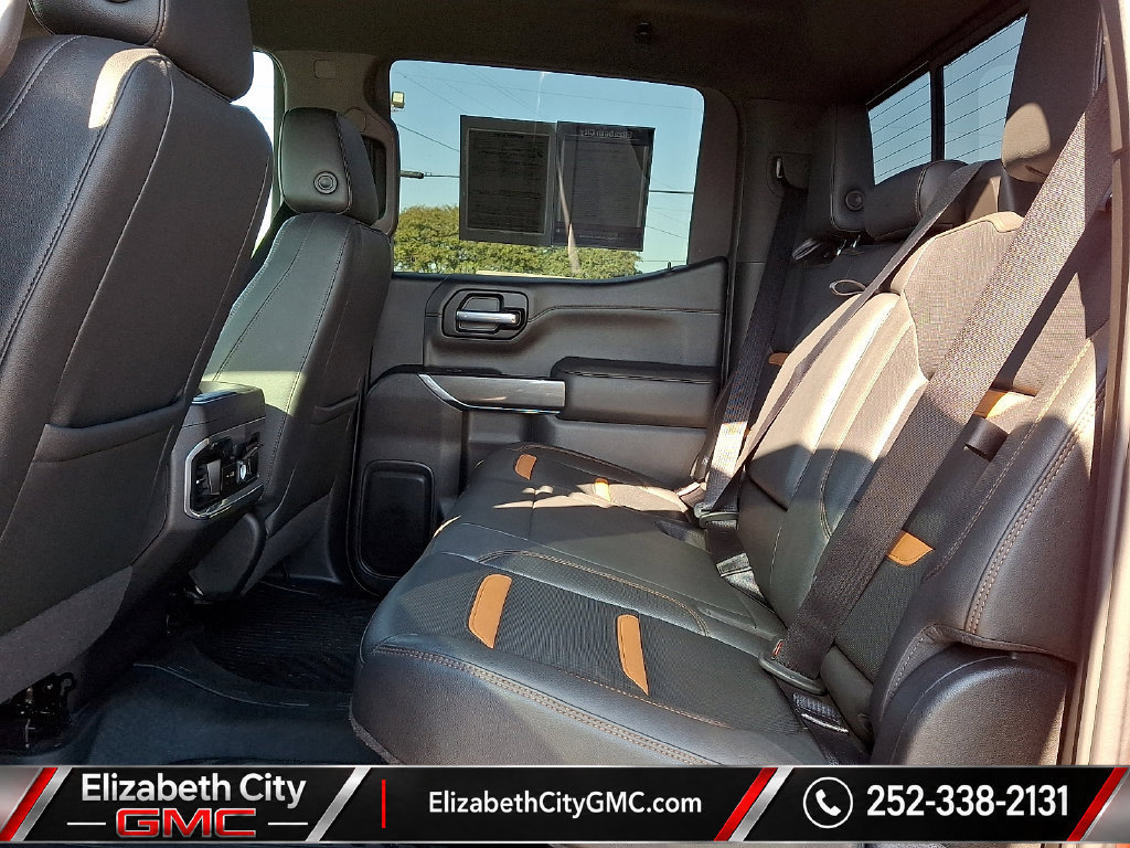 Used 2022 GMC Sierra 1500 AT4 w/ AT4 Preferred Package AWD/4WD image 11