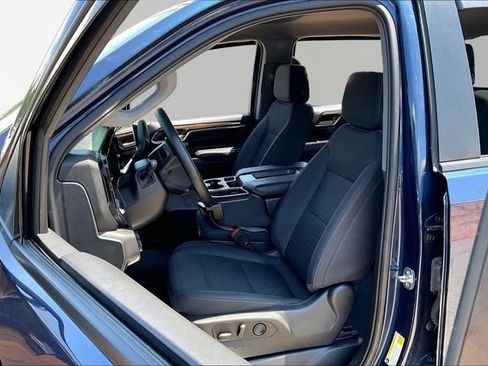 Used 2023 Chevrolet Silverado 1500 LT AWD/4WD image 15