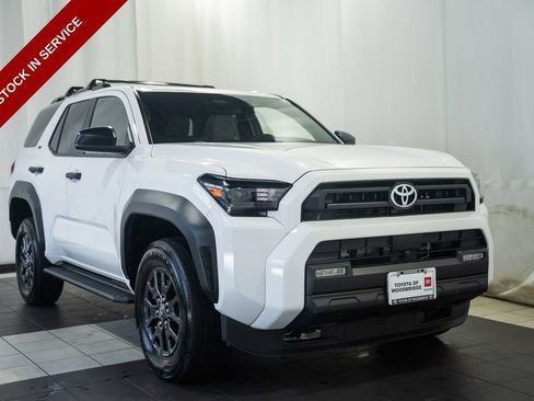 Used 2025 Toyota 4Runner SR5 AWD/4WD image 1