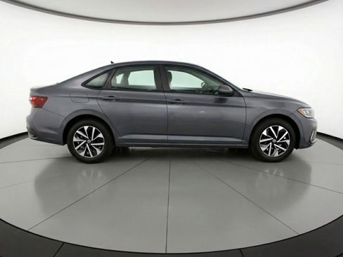 Used 2025 Volkswagen Jetta S FWD image 11
