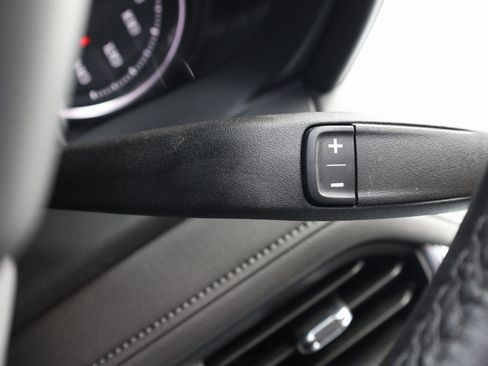 Used 2022 Chevrolet Silverado 2500 LTZ w/ LTZ Plus Package image 35