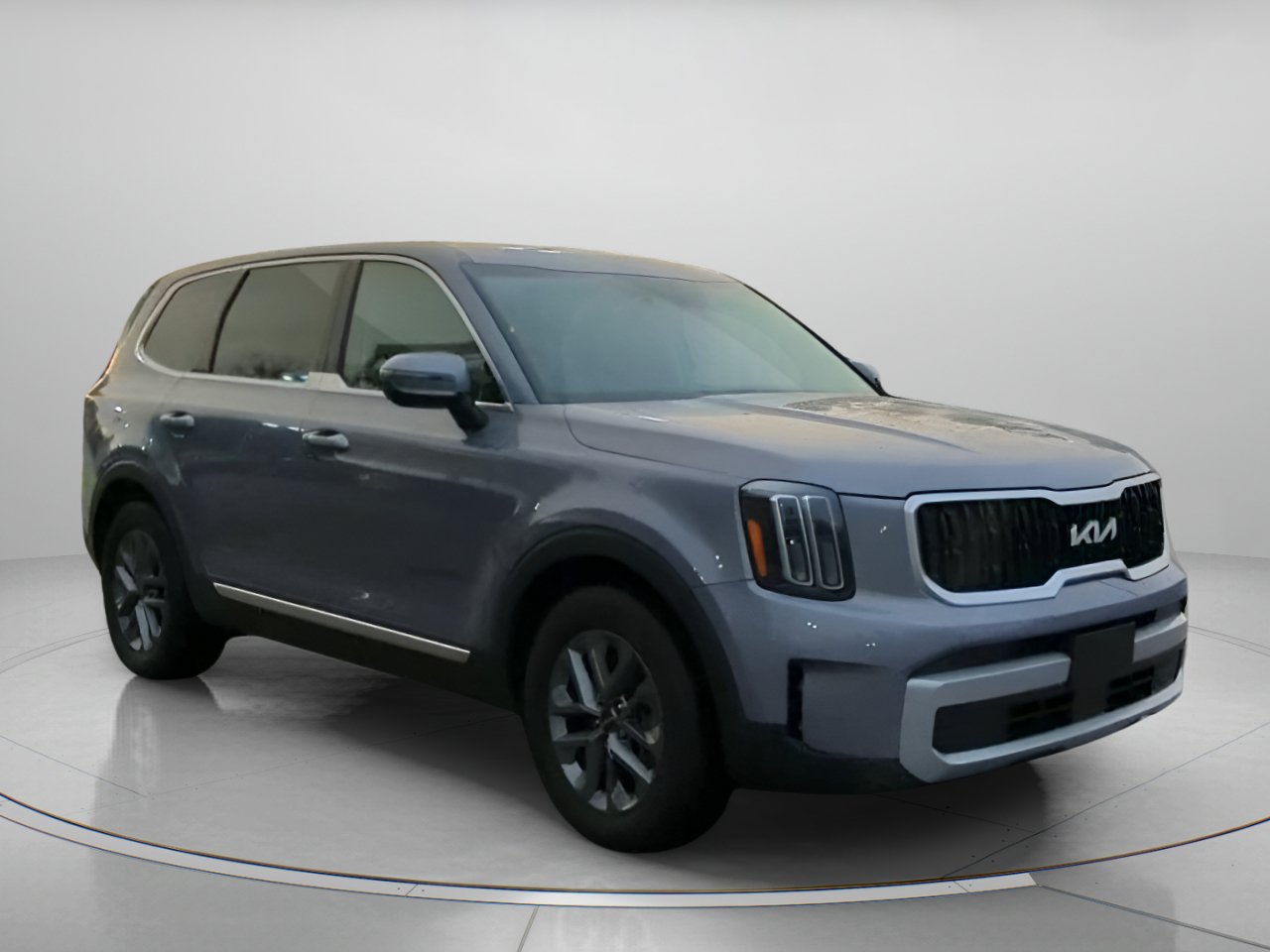Used 2024 Kia Telluride LX AWD/4WD image 2