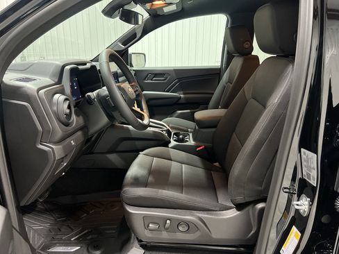 New 2026 Chevrolet Colorado W/T w/ WT Custom Package image 18