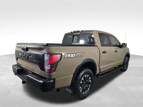 Used 2020 Nissan Titan PRO-4X w/ Pro-4x Convenience Package image 7