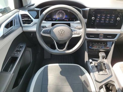 New 2025 Volkswagen Taos SE image 24