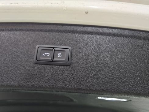 Used 2023 Audi Q5 2.0T Premium Plus AWD/4WD image 16