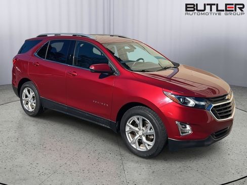 Certified 2018 Chevrolet Equinox LT image 3
