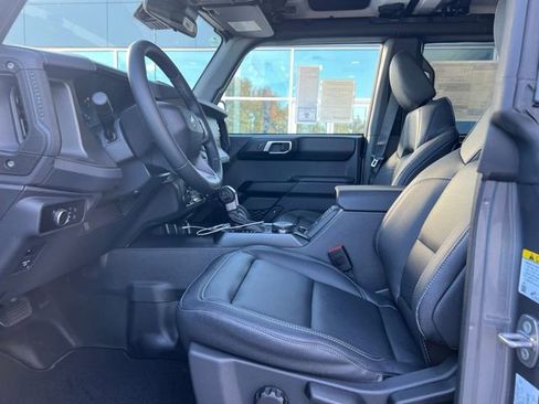 New 2025 Ford Bronco Badlands AWD/4WD image 4