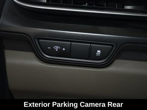 Used 2026 Kia Carnival FWD image 12