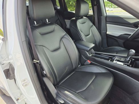 Used 2025 Jeep Compass Limited AWD/4WD image 16