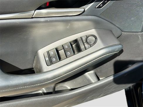 Used 2021 MAZDA MAZDA3 s image 17