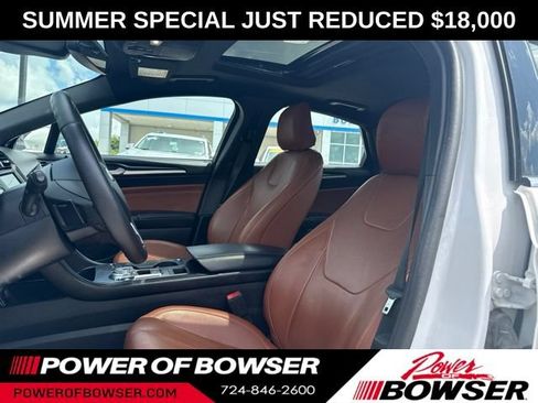 Used 2020 Ford Fusion Titanium AWD/4WD image 2