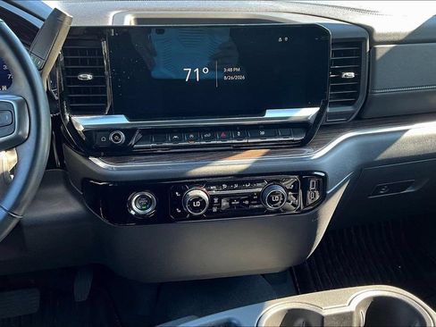 Used 2023 Chevrolet Silverado 1500 LT AWD/4WD image 10