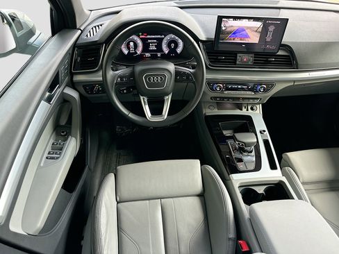 Used 2025 Audi Q5 2.0T Premium w/ Convenience Plus Package image 22