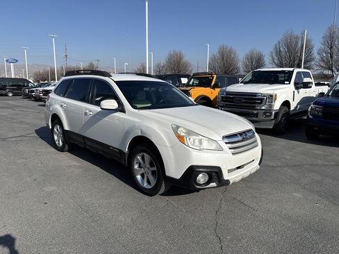 Used 2014 Subaru Outback 2.5i Limited image 7