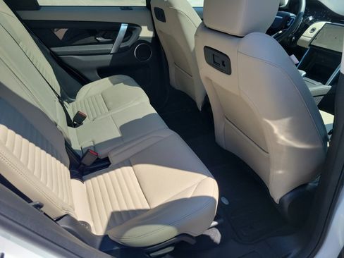 Used 2024 Land Rover Discovery Sport S image 33