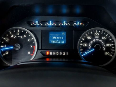 Used 2016 Ford F150 XLT RWD image 18