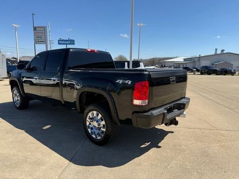 Used 2014 GMC Sierra 2500 Denali w/ Snow Plow Prep Package AWD/4WD image 5