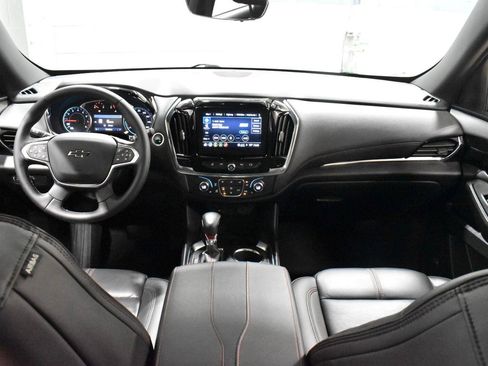 Used 2023 Chevrolet Traverse RS AWD/4WD image 7