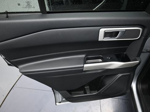 Certified 2023 Ford Explorer XLT w/ Equipment Group 202A image 24