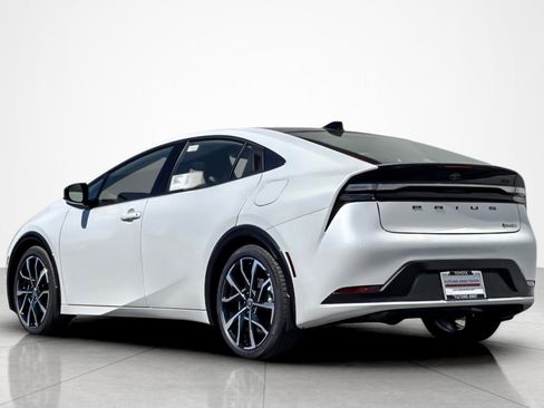 New 2026 Toyota Prius Plug-In Hybrid image 3