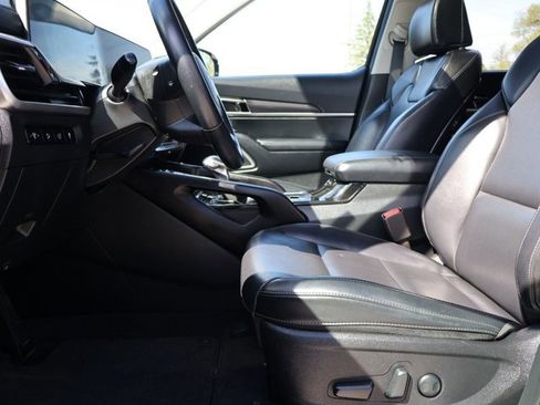 Used 2025 Kia Telluride S AWD/4WD image 24