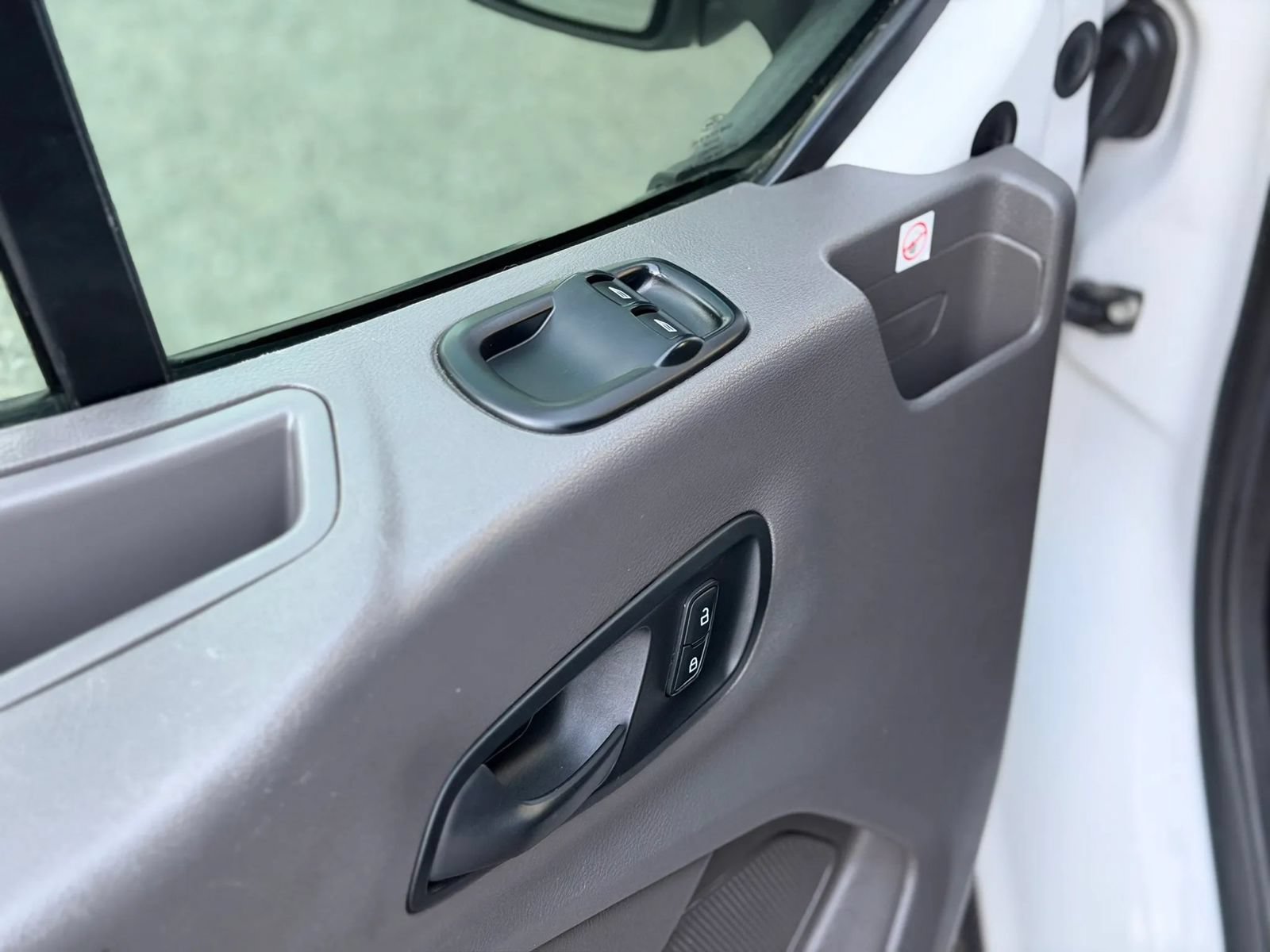 Used 2020 Ford Transit 150 Low Roof w/ Load Area Protection Package RWD image 15